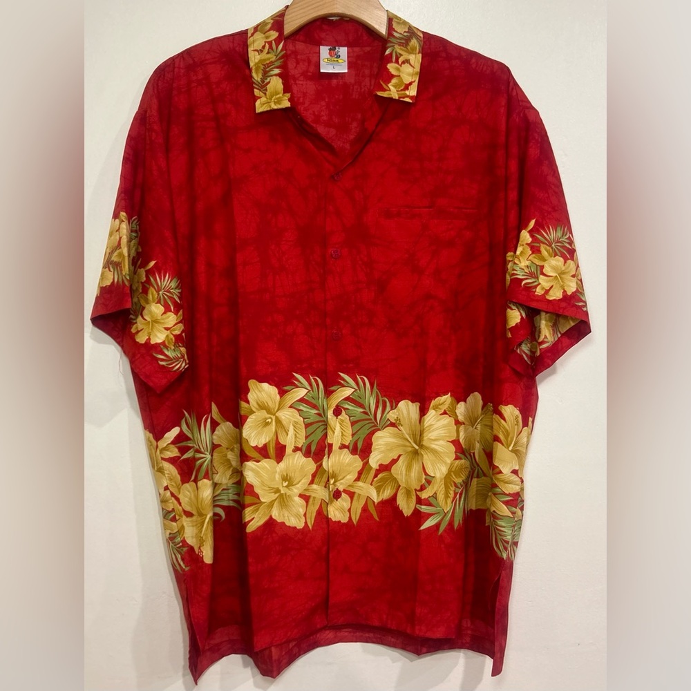 Rima Beachworld Hawaiian Floral Button Down Size L